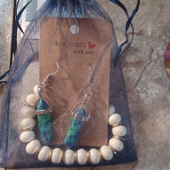 Earring and Bracelet - Picture 1 of 1